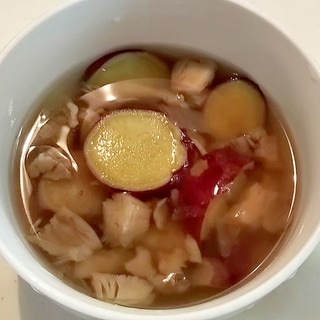 舞茸とさつまいものウェイパースープ